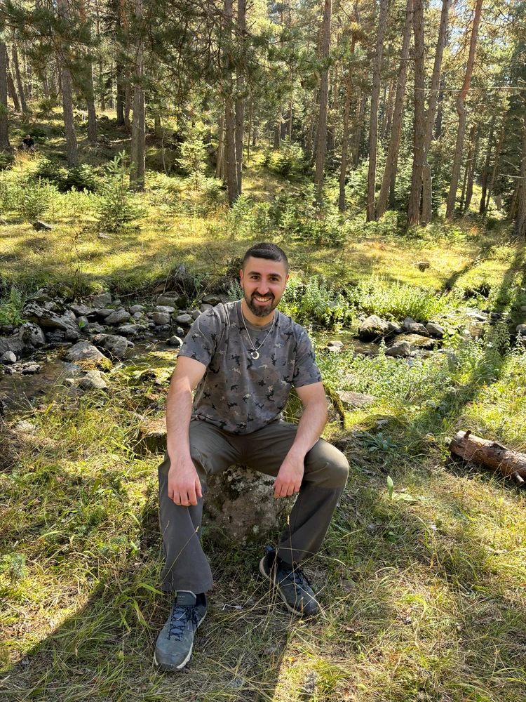 Emre દ્વારા અપલોડ કરેલ GIF