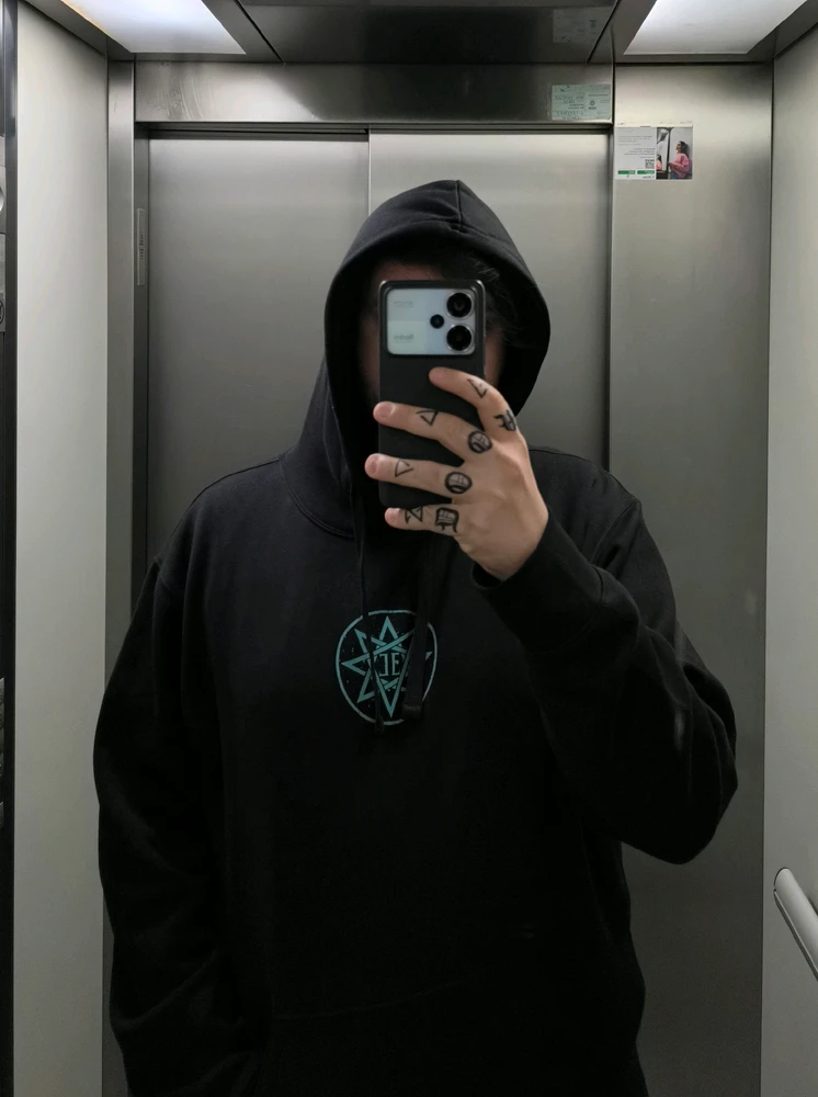 GIF uploaded by Y.