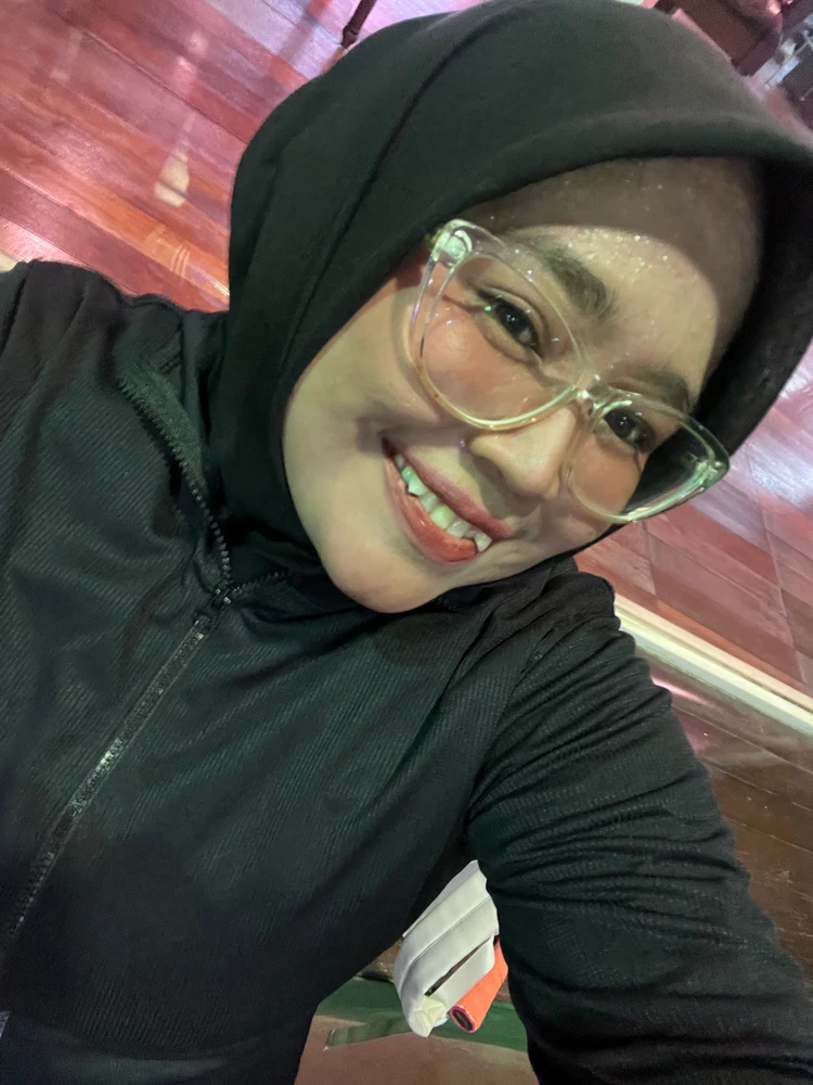 GIF uploaded by Krisna Yunita