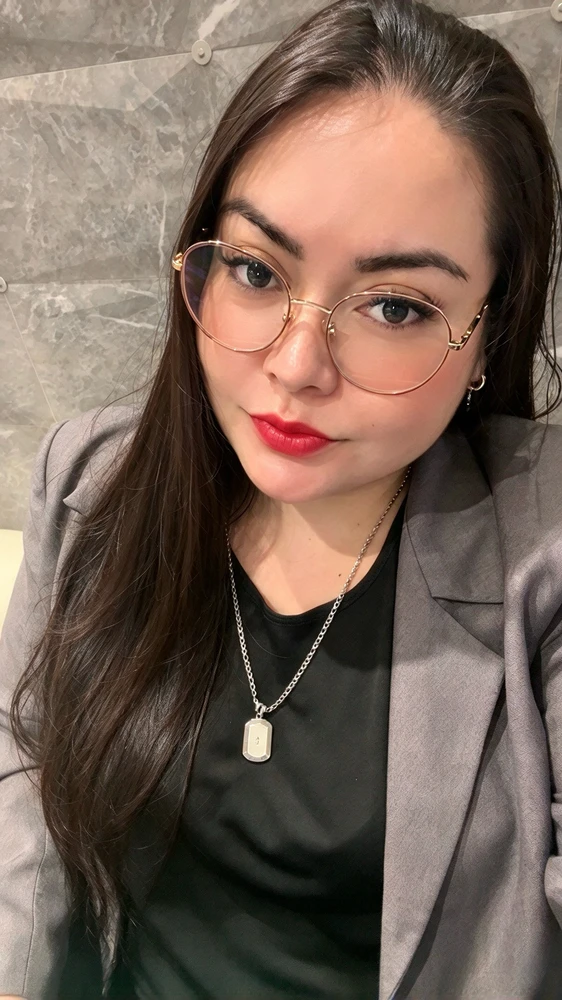 GIF uploaded by Bea