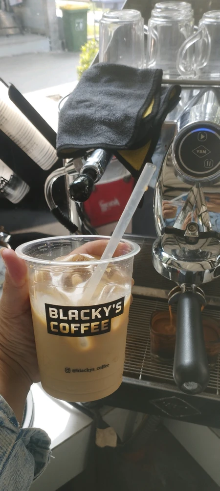 GIF uploaded by Ninie