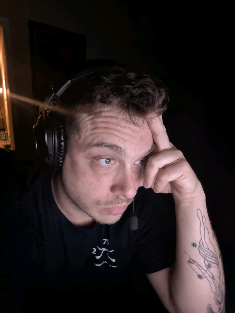 GIF nahrál Cory