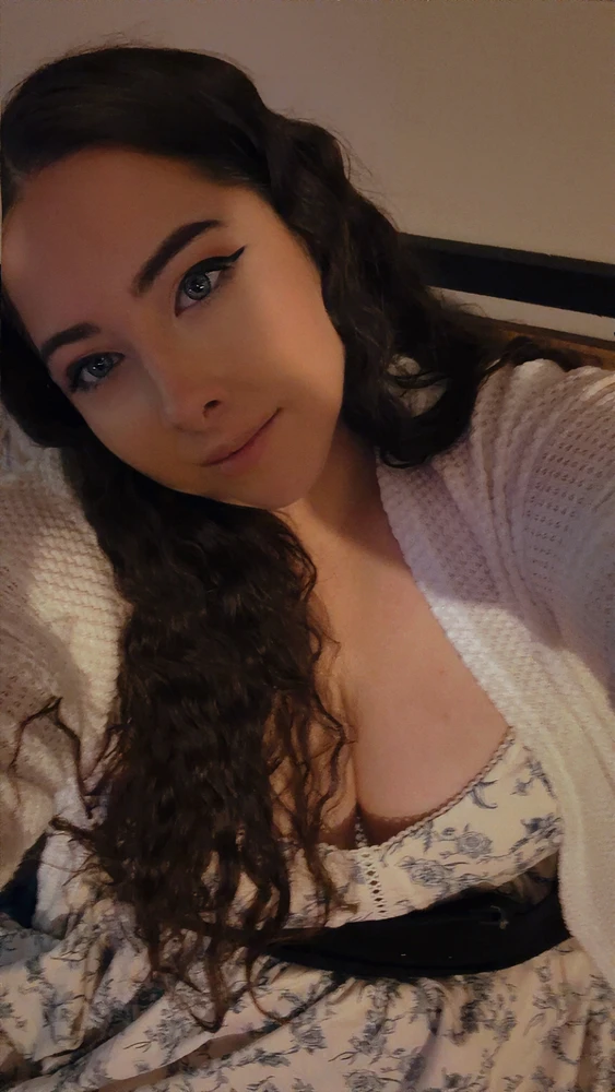 Eliza විසින් උඩුගත කළ රූපය