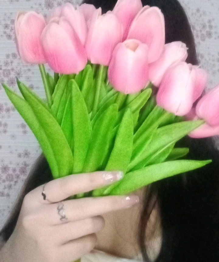 GIF uploaded by Talita