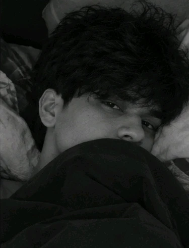GIF lastet opp av Shubham Sharma