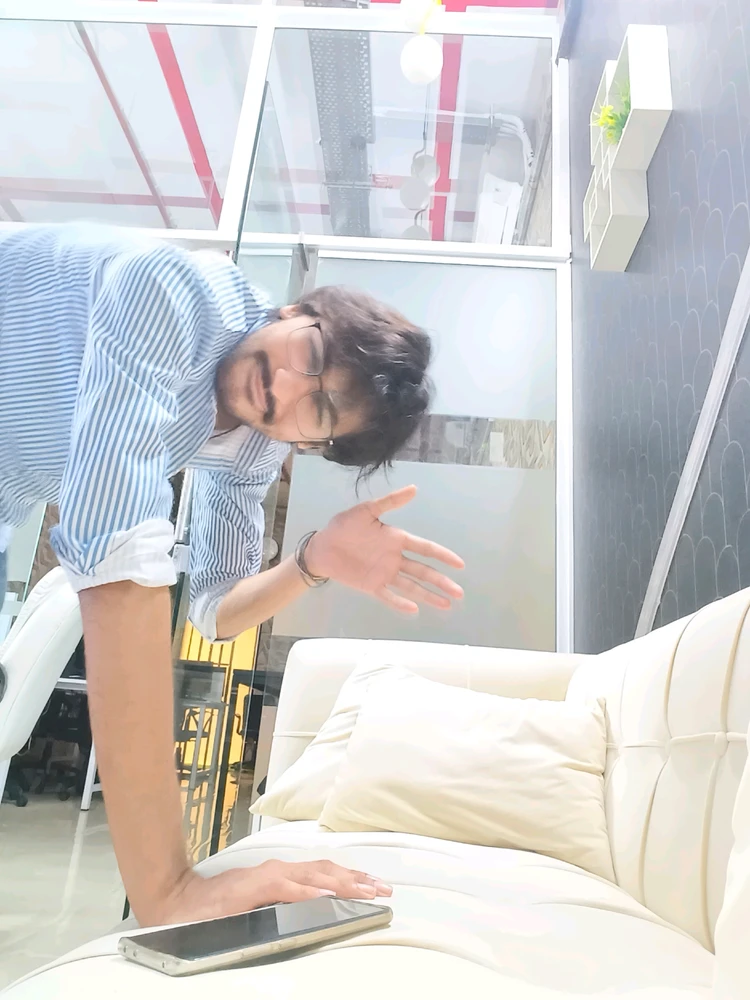 GIF učitao/la Bhavya