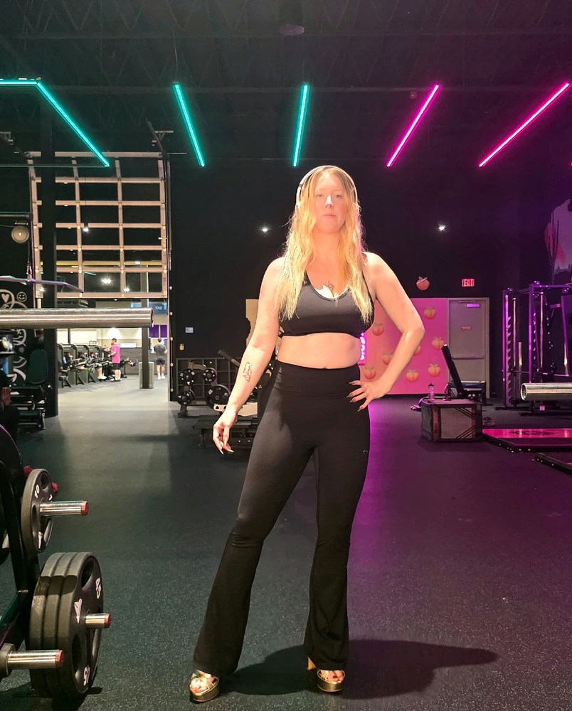 GIF nke Amy bugoro