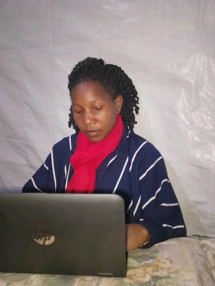 GIF uploaded by Anita Kaweesi