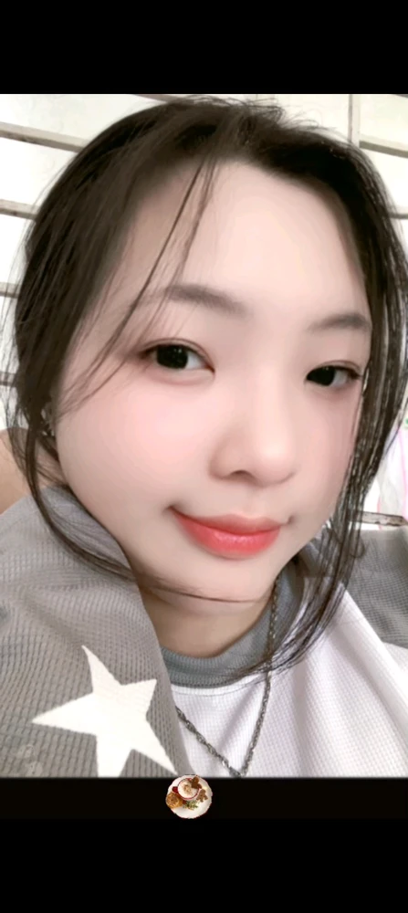 GIF üles laaditud kasutajalt Hồng Loan