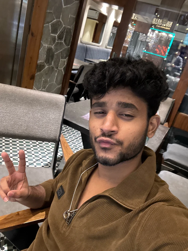 GIF tí Mr  Random gbé sókè