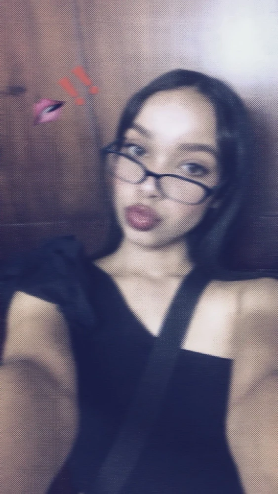 GIF uu soo galiyey Diana