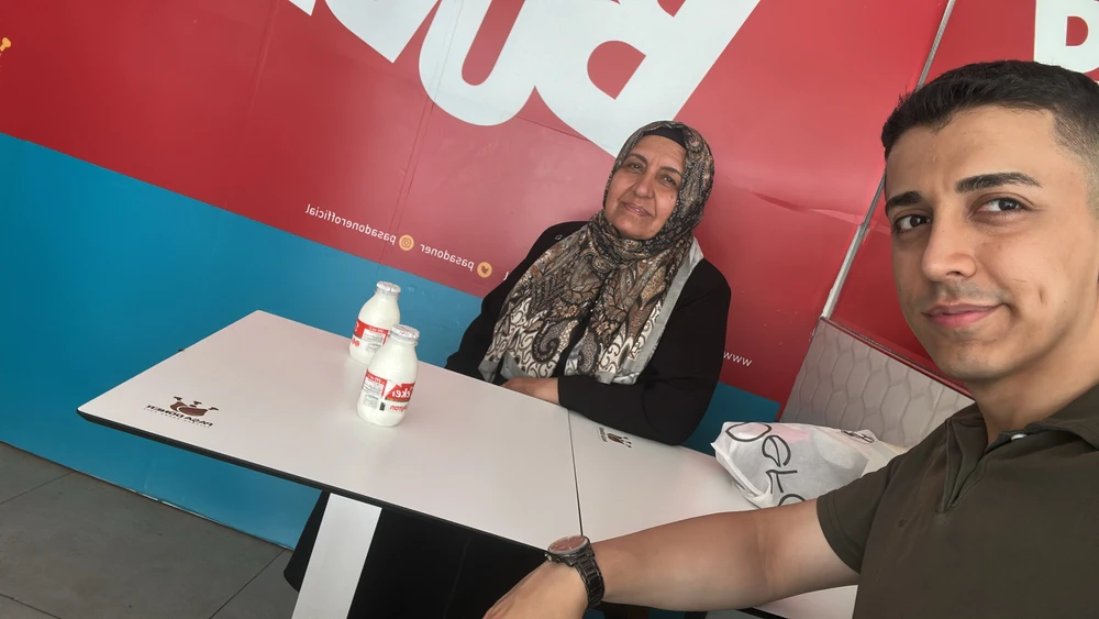 GIF uploaded by İbrahim