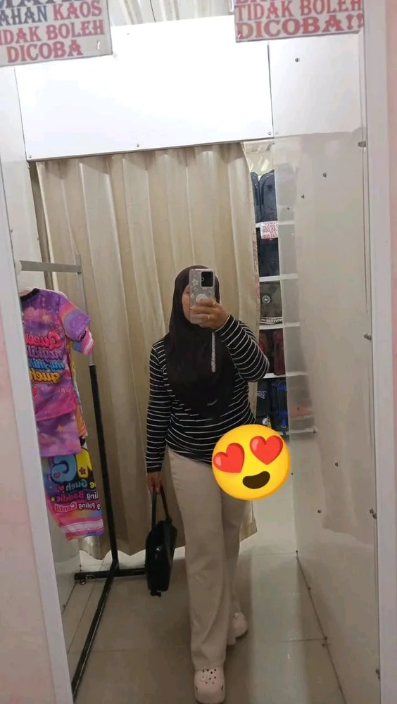GIF nke Paper bugoro