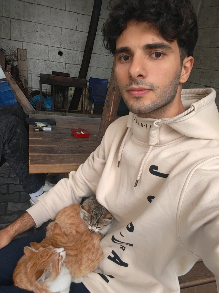 GIF nke joudi bugoro