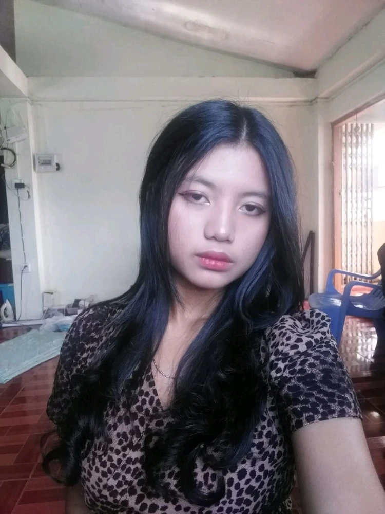 Veve پاران اپ لوڊ ٿيل GIF
