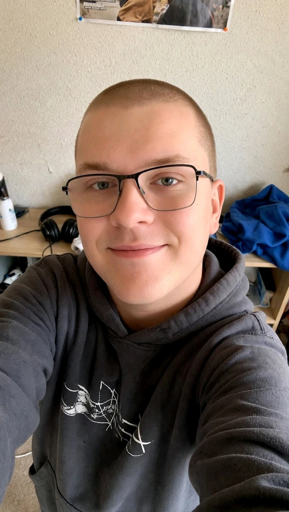 Kamil жүктөгөн GIF