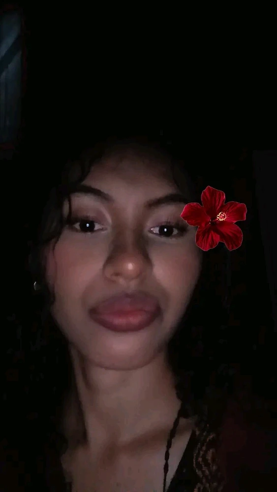 Maria ले अपलोड गरेको GIF