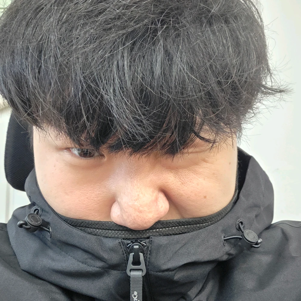 GIF ανέβηκε από 장뚜웅