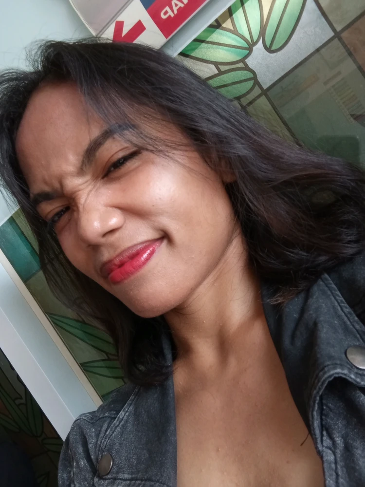 GIF gi-upload ni Nathalia shaylay