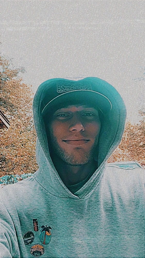 GIF tí Justin gbé sókè