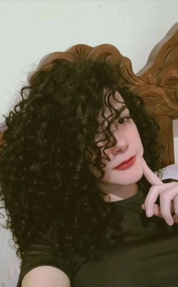 GIF uu soo galiyey Keila Martinezs