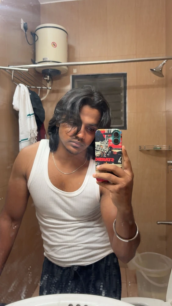 Sathiya ಅಪ್‌ಲೋಡ್ ಮಾಡಿದ GIF