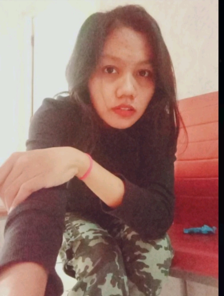 GIF uu soo galiyey Fitria