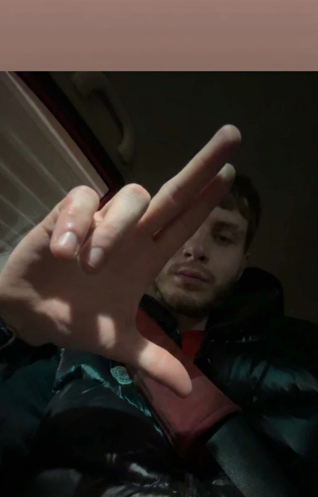 GIF dimuat naik oleh S