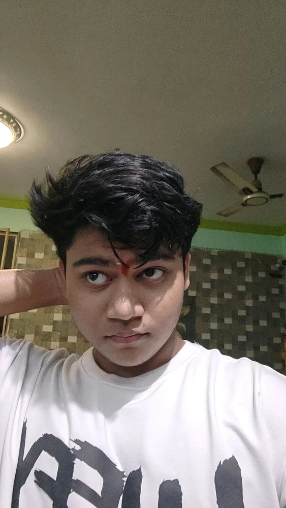 GIF na in-upload ni REBEL
