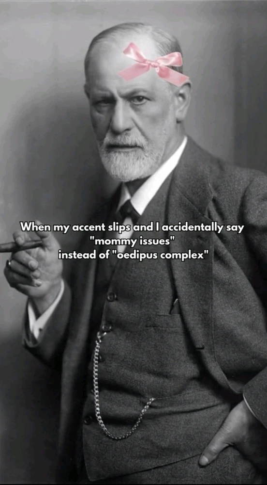 GIF загрузил Marie
