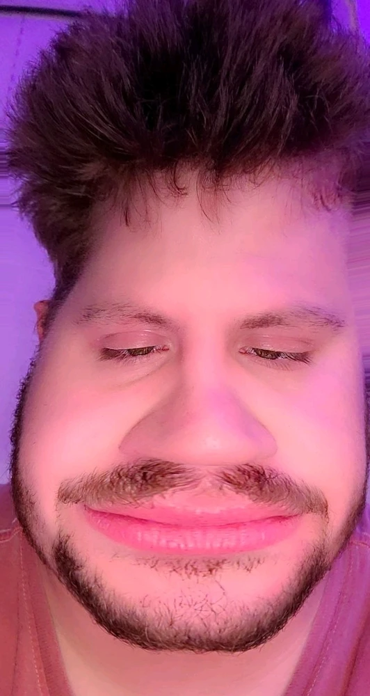 GIF na auina ae e Brandon
