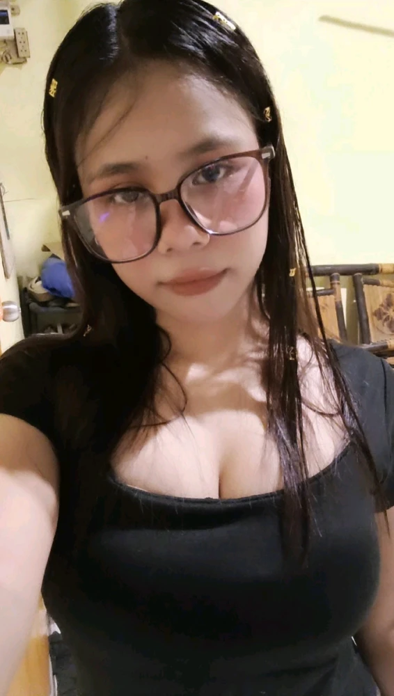 GIF diunggah ku era