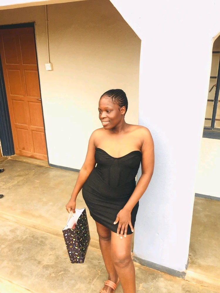 GIF imtella' minn Lebo