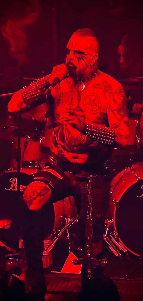 Hermann йөкләгән GIF