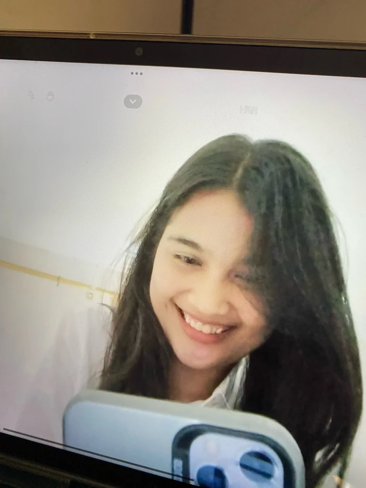 GIF dimuat naik oleh Elsha