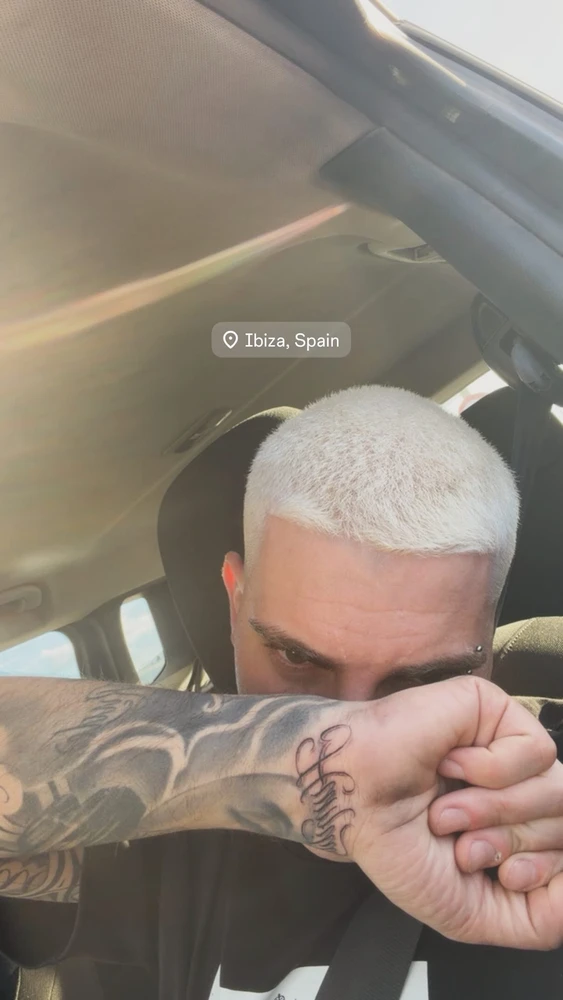 GIF הועלה על ידי James
