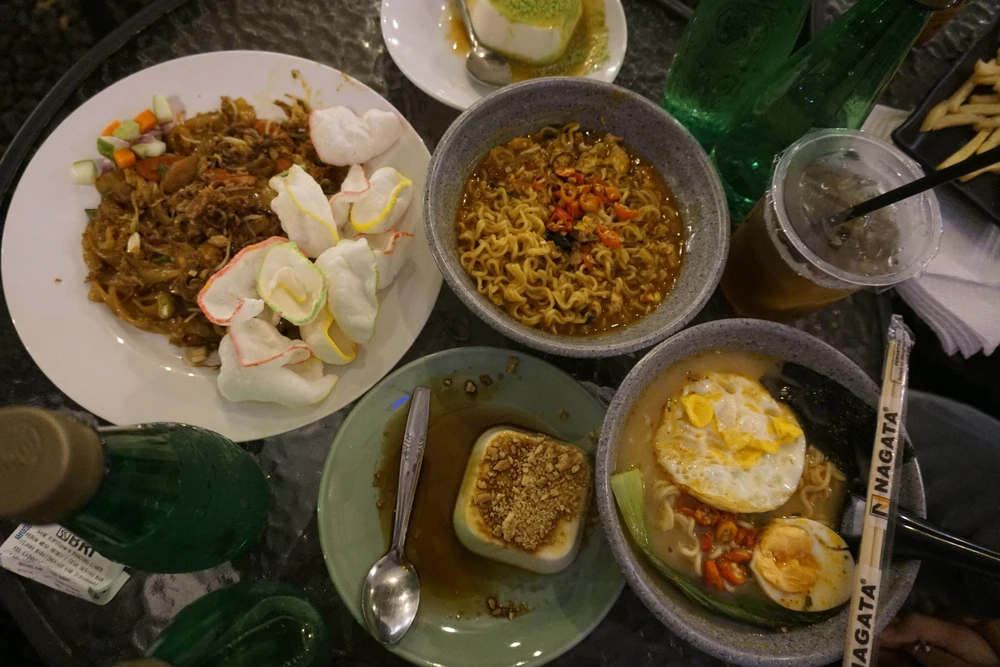 GIF uploaded by Nata