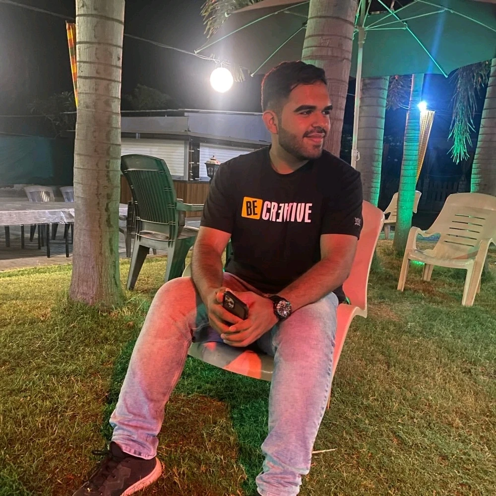 Ritik అప్‌లోడ్ చేసిన GIF