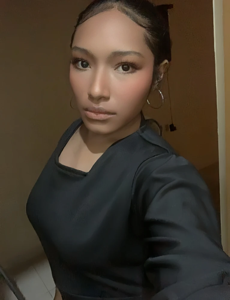 I-upload ni Feby ang larawan