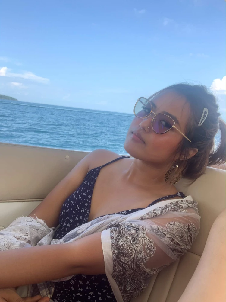 GIF imtella' minn Sreypov