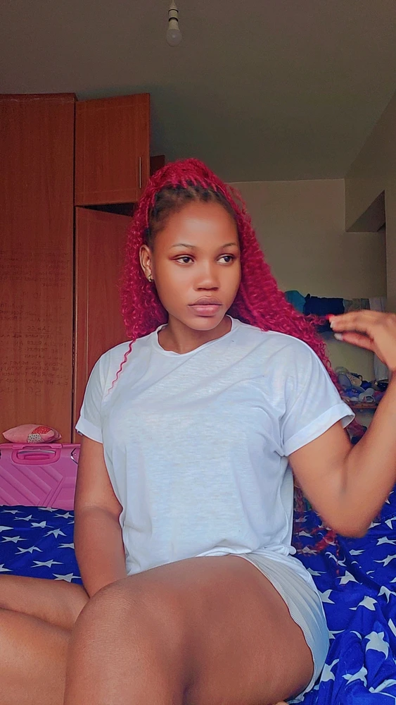 GIF yashyizweho na Meggy
