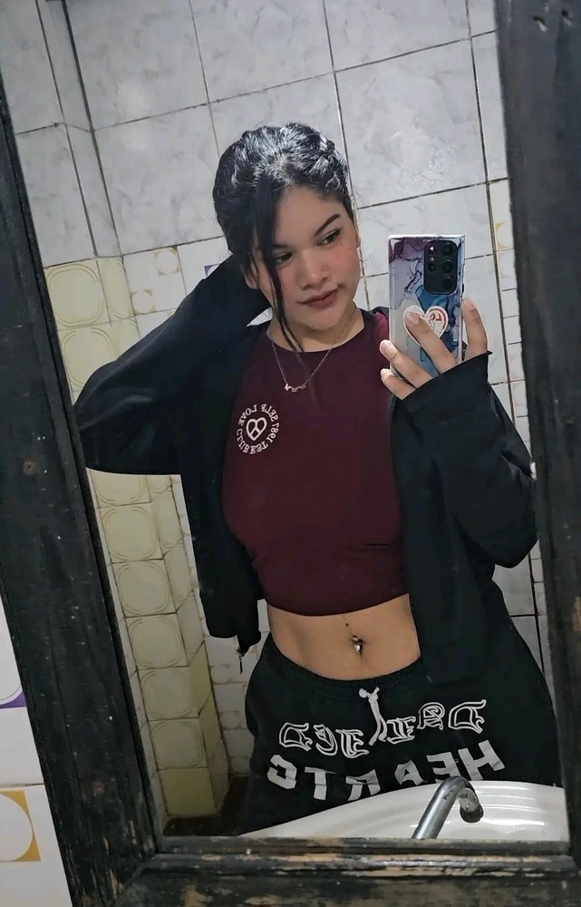 Sabrina tomonidan yuklangan GIF