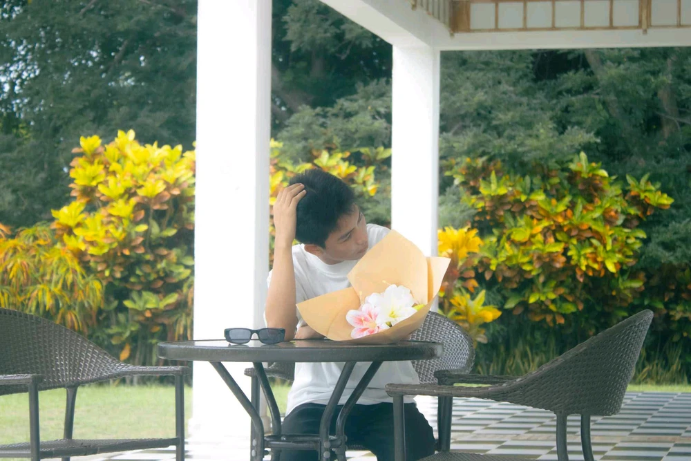 I-upload ni Gilbert ang larawan