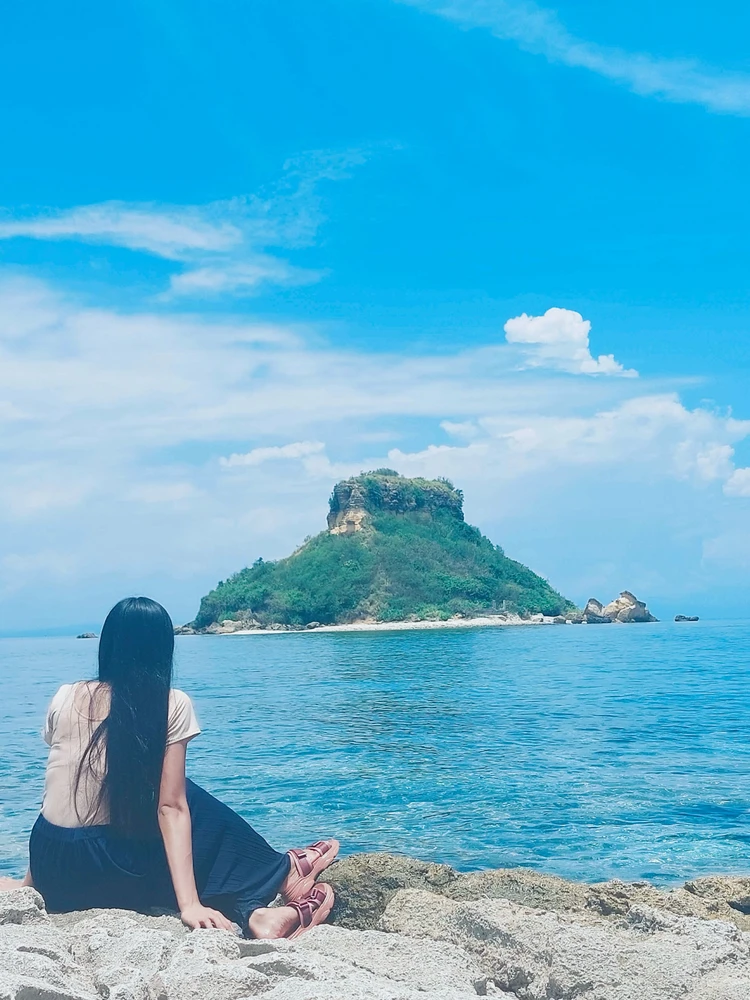 GIF na in-upload ni Miss Elle