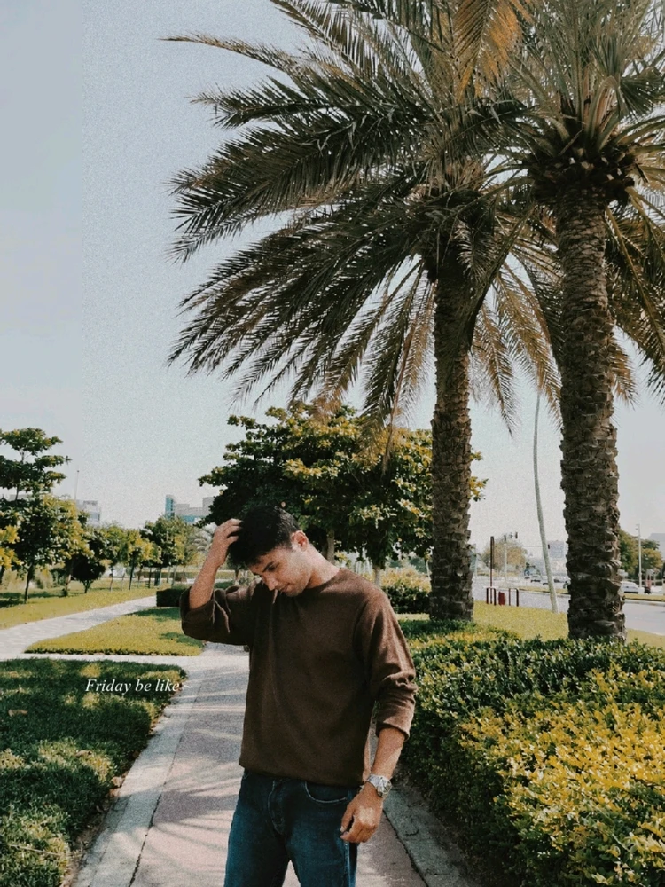 GIF diunggah oleh Amrit