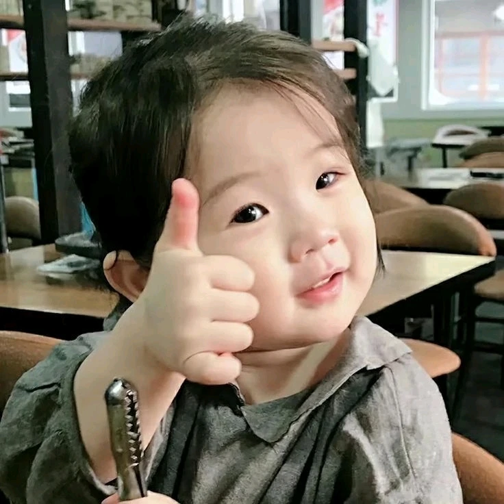 GIF uploaded by Riana