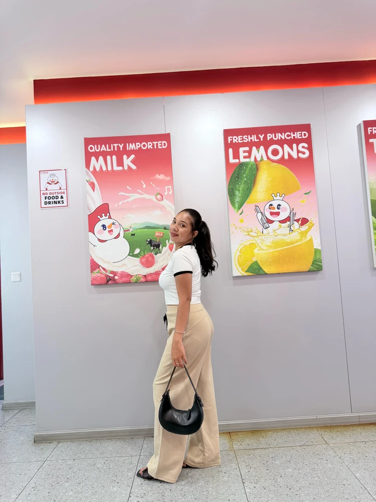 novita йөкләгән GIF