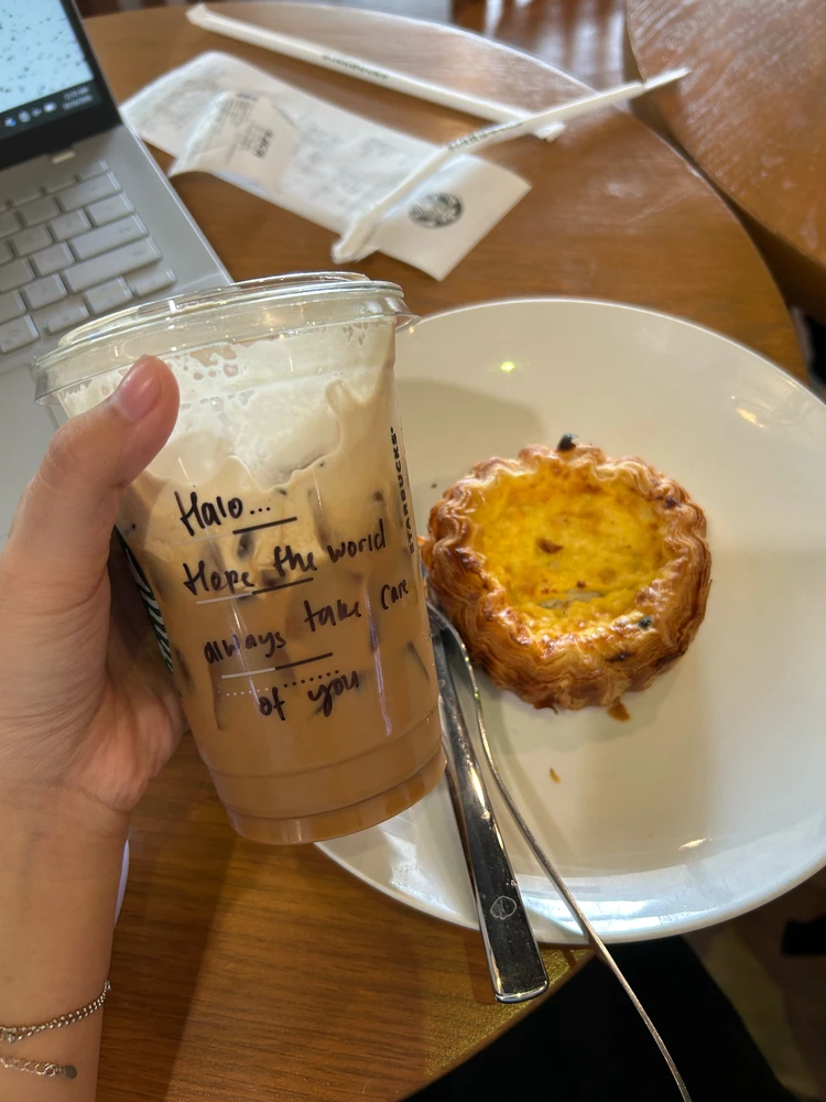 GIF uploaded by Natalia