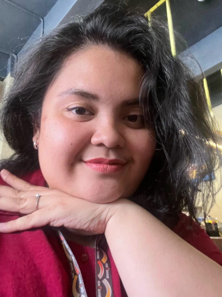 GIF uploaded by Ratu