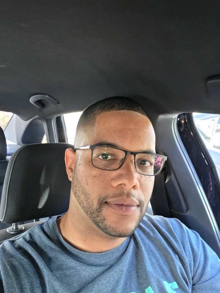 GIF uploaded by Victor